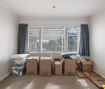 Spacious 4-Bed, 2-Bath Kohimarama Home - Family Friendly, Double Ga... - Photo 4