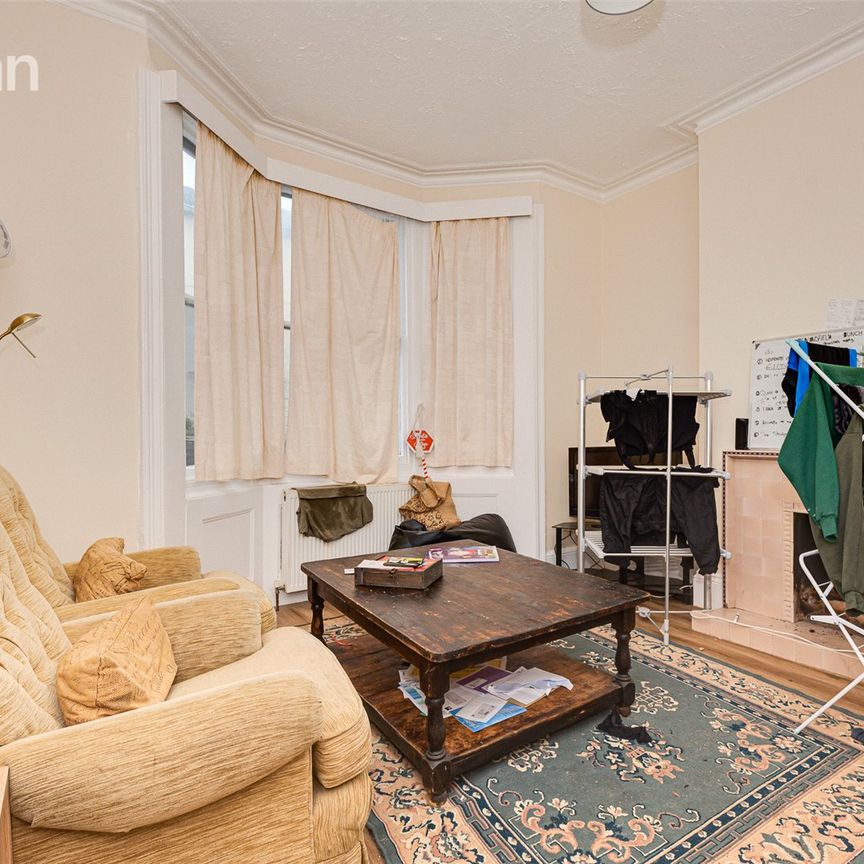 4 bedroom terraced house to rent - Photo 1