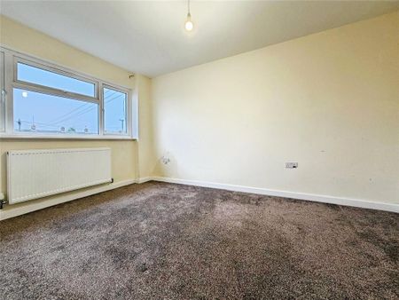 4 bedroom terraced house to rent - Photo 2