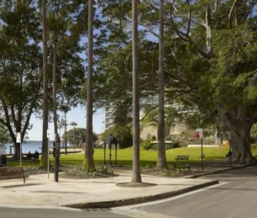 CHARMING STUDIO RETREAT IN THE HEART OF ELIZABETH BAY - Photo 1