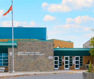 Detached Home For Lease | N9253934 - Photo 2