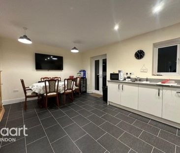 1 bedroom in a house share to rent - Photo 5