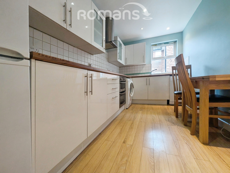 2 bedroom apartment to rent - Photo 5