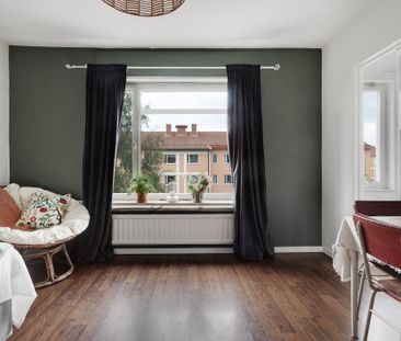 Kolbäcksgränd, Bagarmossen - Foto 2