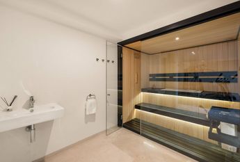 4 bedroom luxury Villa for rent in El Paraíso, Andalusia