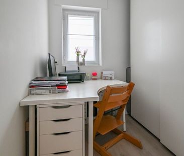 Recent gerenoveerde gezinswoning te Sint-Eloois-Winkel - Photo 4