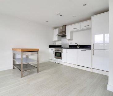 1 bedroom flat to rent - Photo 2