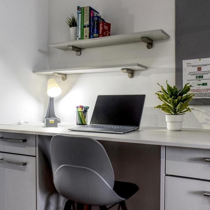 1 bedroom private hall to rent - Photo 1