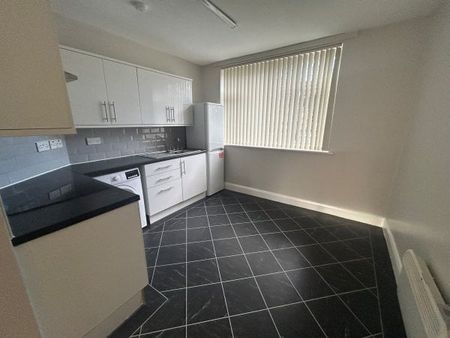 Gladstone Court, L8 7JY - Photo 2