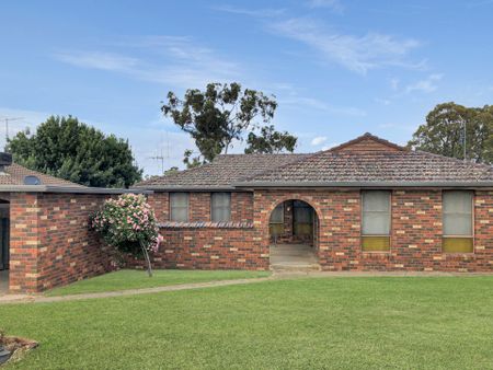 66 Sandhurst Road, California Gully - Photo 3