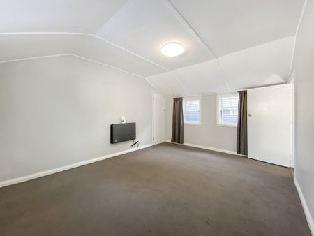 Welcome to 134a Riddiford Street. - Photo 4