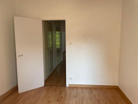 Location Appartement 3 pièces 60m² LES ARCS 83460 - Photo 2