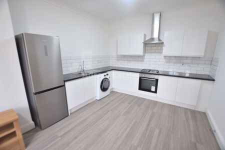 Price £1,530 pcm - Available 08/01/2026 - Furnished - Photo 5