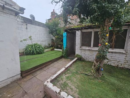 1 Bed Flat, Rowson Street, CH45 - Photo 5