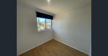 Comfortable Apartment Living in a Convenient Bayswater Location - Photo 4