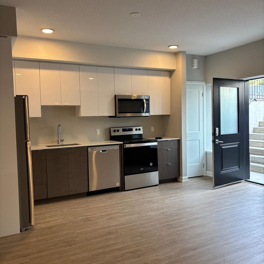 For Lease - 708 Woolwich Street Unit# 124, Guelph, Ontario - Photo 1