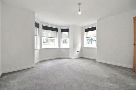 A 2 Bedroom Flat in Christchurch Road GL50 2NY - Photo 4