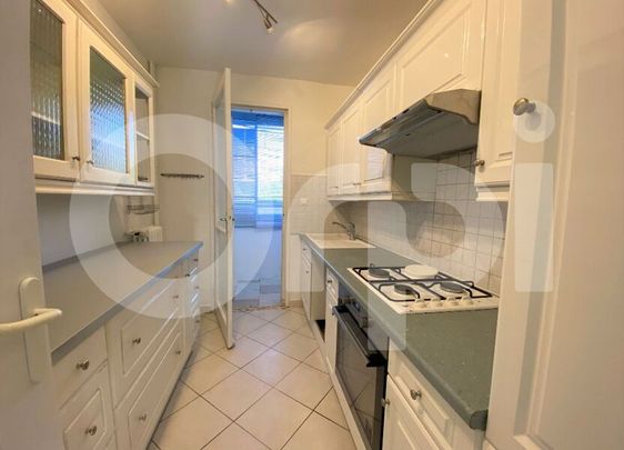 Appartement à louer 2 pièces • Marseille 8 - Photo 1