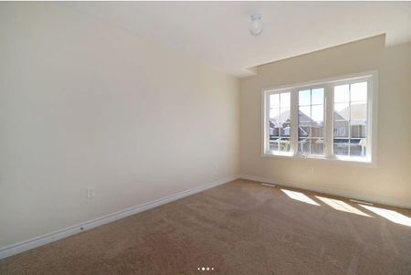 For Lease - 1251 Graham Clapp Avenue, Oshawa, Ontario - Photo 5