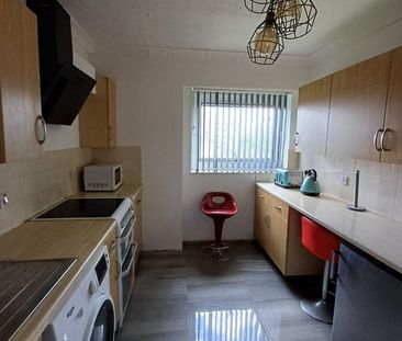 Room in a Shared Flat, Burnsall Croft, LS12 - Photo 6
