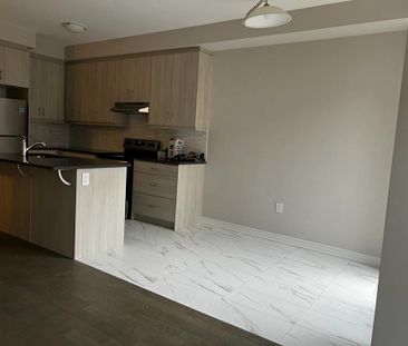 For Lease - 22 Keppel Circle, Brampton, Ontario - Photo 6