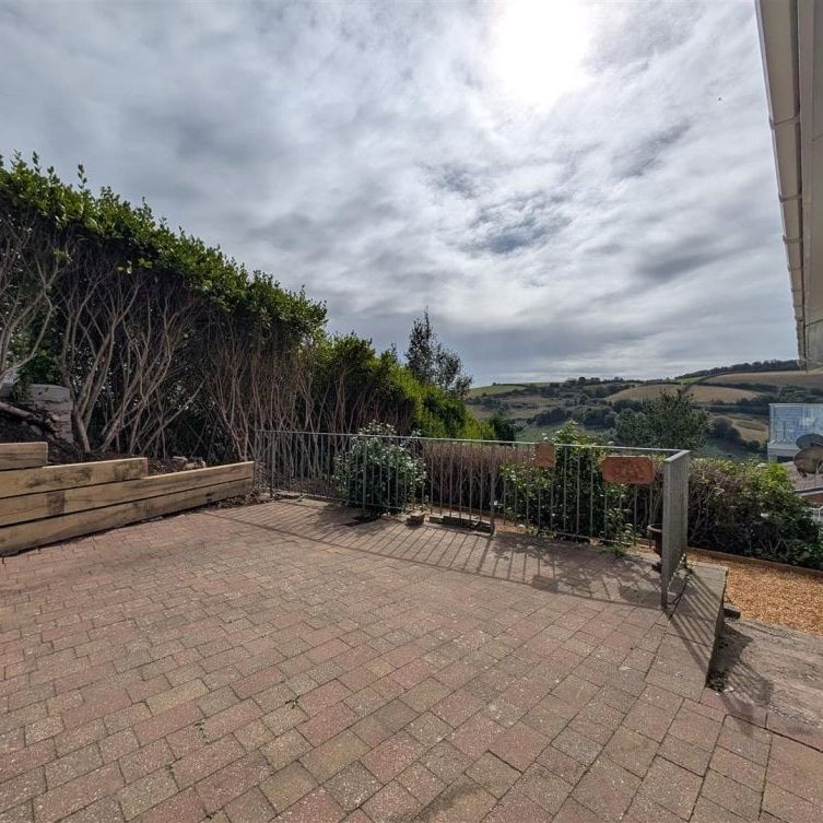 Churchfields, Dartmouth - Photo 1