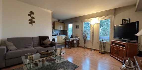 Location Appartement 1 pièce 32m² CAMBRAI 59400 - Photo 2