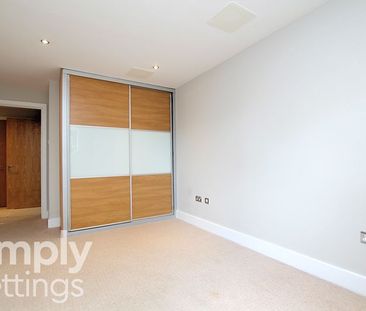 2 Bed property for rent - Photo 1