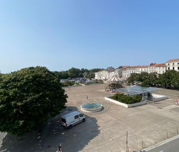 Location Appartement 1 pièce Meublé 28m² LA ROCHELLE 17000 - Photo 5