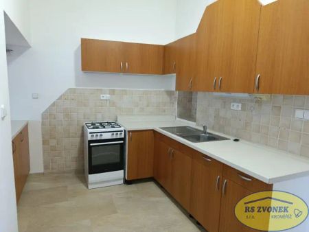 Pronájem bytu 2+kk Komenského, Hulín - Fotografie 5