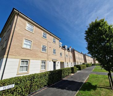 2 bedroom Flat To Let - Photo 2