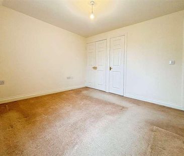 Redhouse Way, Redhouse, Swindon, SN25 - Photo 5