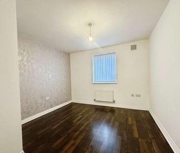 Old Market Street, Blackley, Manchester, M9 - Photo 3