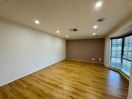 Spacious Family Home in a Convenient Location - Photo 3