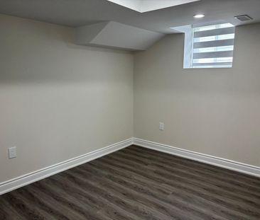 For Lease - 178 Cottonwood Crescent, Welland, Ontario - Photo 6