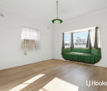 3 Bedroom Home - Freshly Painted! - Photo 2