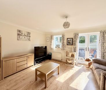 3 bedroom end of terrace house to rent - Photo 2