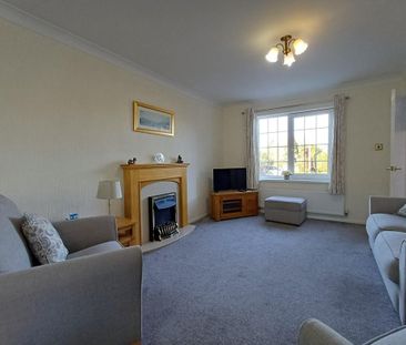 4 bedroom detached house to rent - Photo 4