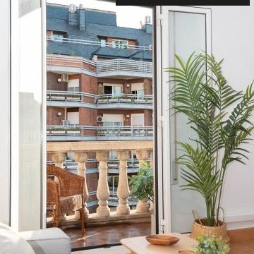 barcelona, Catalonia 08011 - Photo 1