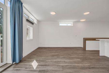For Lease - 439 Winona Drive Unit# C, Toronto, Ontario - Photo 5
