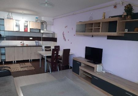 Închiriez apartament 2 camere mobilat și utilat complet - Photo 2