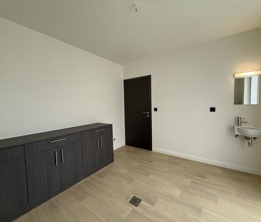 Modern gelijkvloers appartement met tuin in het hart van Geel - Photo 3