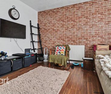 2 bedroom maisonette to rent - Photo 1