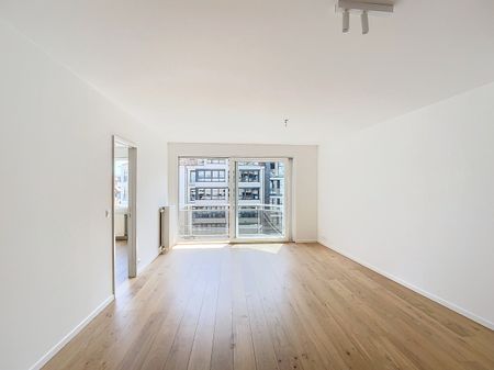 Appartement te huur in Heist-Aan-Zee met 2 slaapkamers - Photo 2
