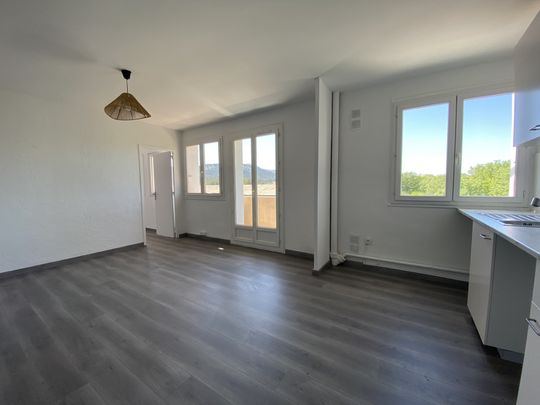 Location Appartement 2 pièces 41m² AUBAGNE 13400 - Photo 1