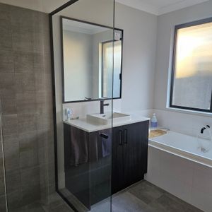 Henley Brook - Photo 2