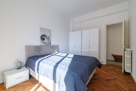 Location Appartement 3 pièces 93m² NICE 06000 - Photo 5