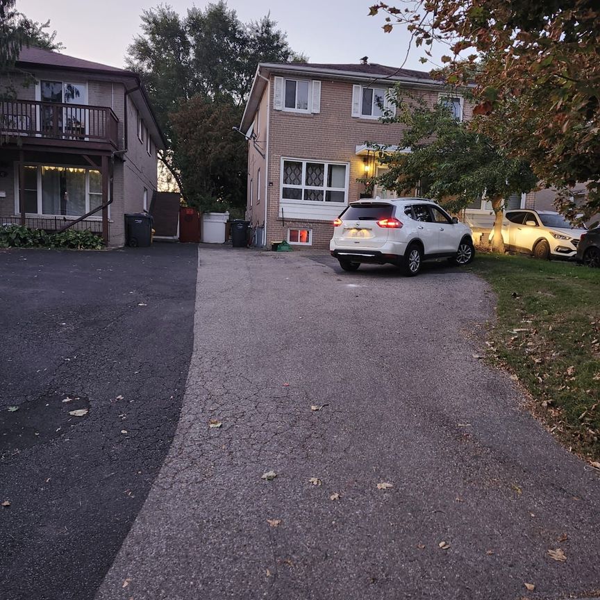 For Lease - 40 Corby Crescent Unit# BSMT, Brampton, Ontario - Photo 1