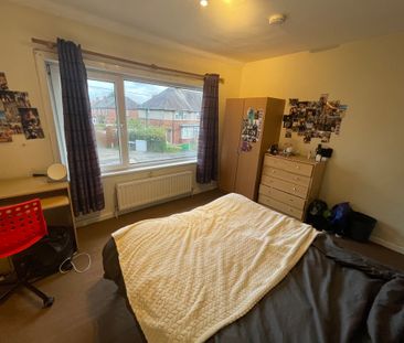 Rockingham Avenue, Tang Hall - P2169 - Photo 2