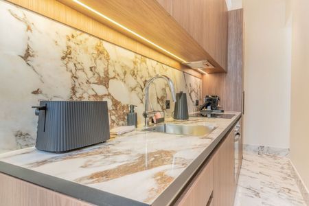 Appartement à louer rue de Rennes, Paris 6ème - Photo 3